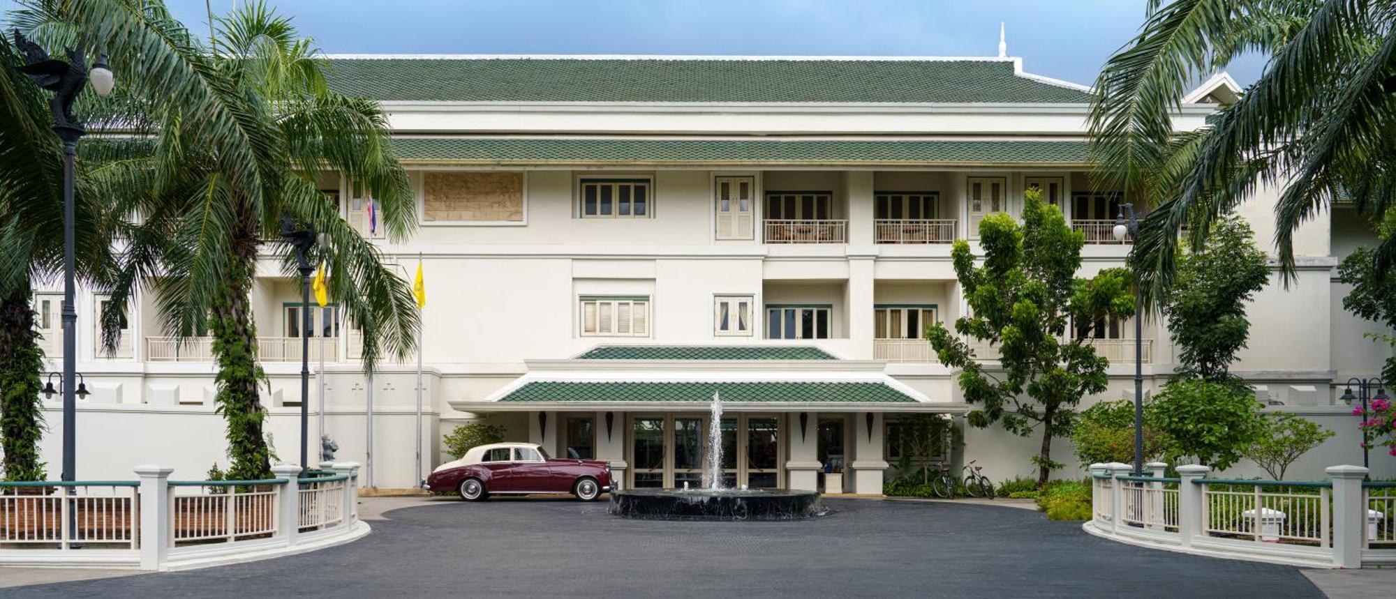 บัดดี้โอเรียนทอลริเวอร์ไซด์ โรงแรม นนทบุรี