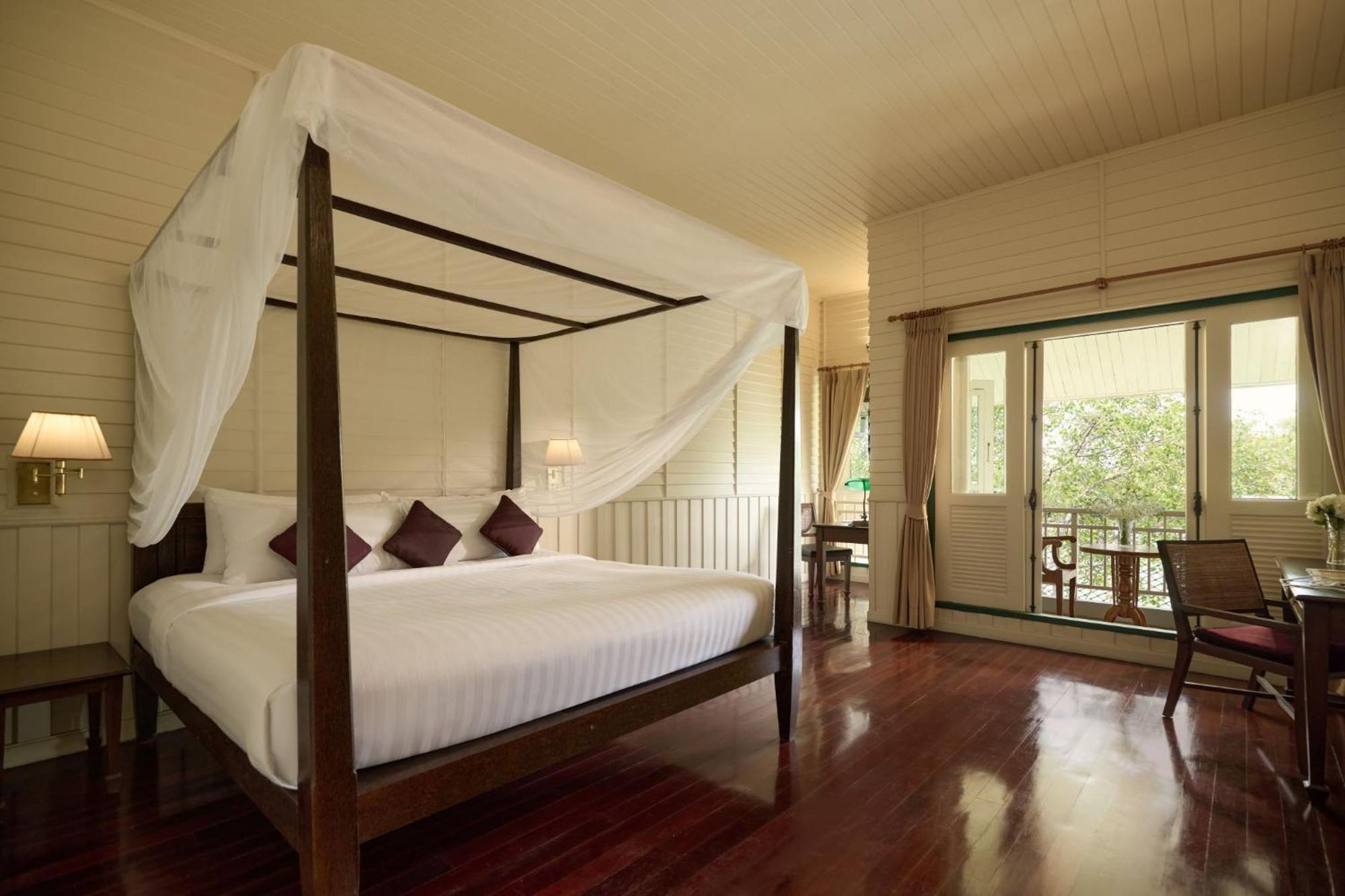บัดดี้โอเรียนทอลริเวอร์ไซด์ โรงแรม 4*